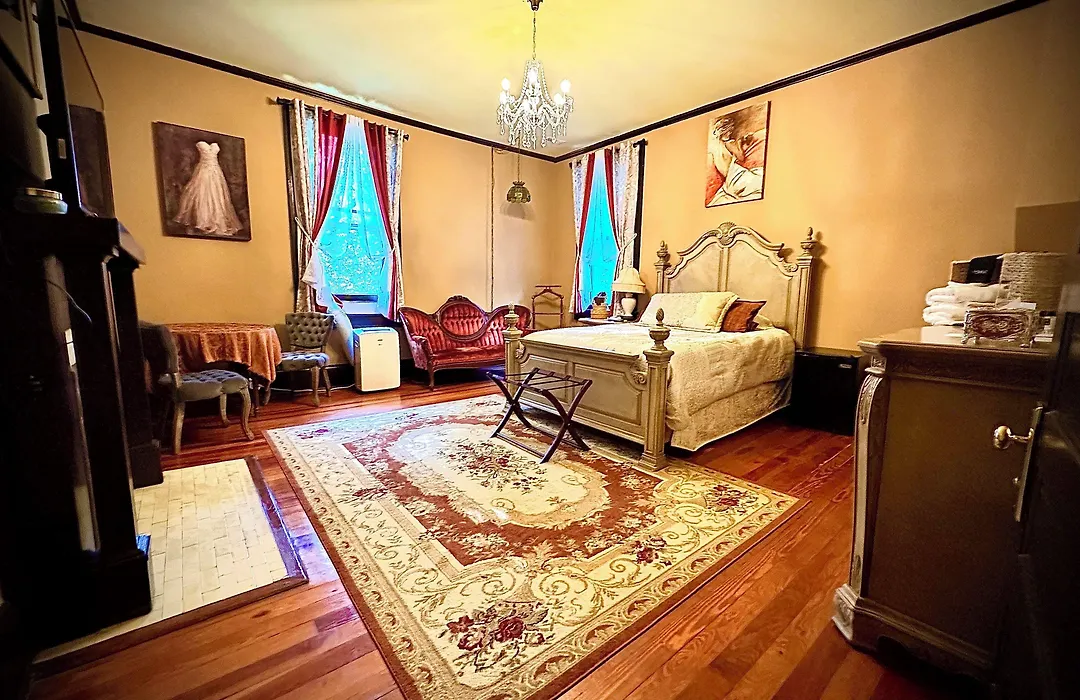 Whole Hearts Bed And Breakfast (Adults Only)-1